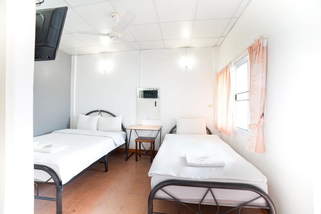 Pakdee House Hotell Udon Thani Eksteriør bilde