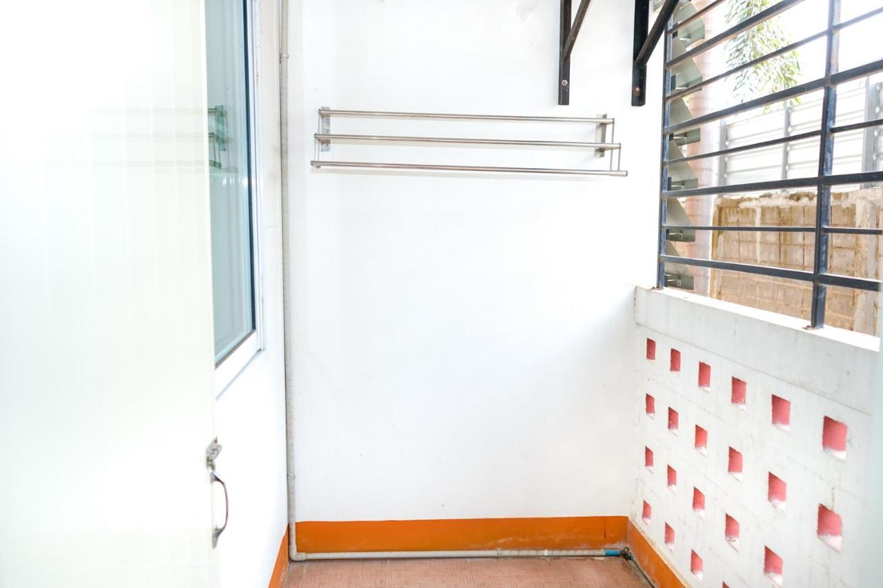 Pakdee House Hotell Udon Thani Eksteriør bilde