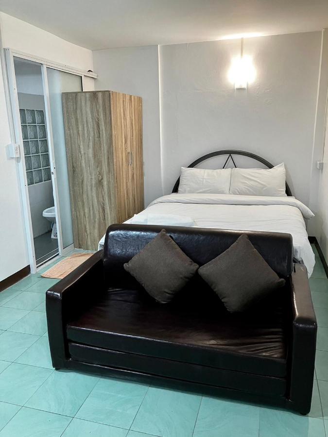 Pakdee House Hotell Udon Thani Eksteriør bilde
