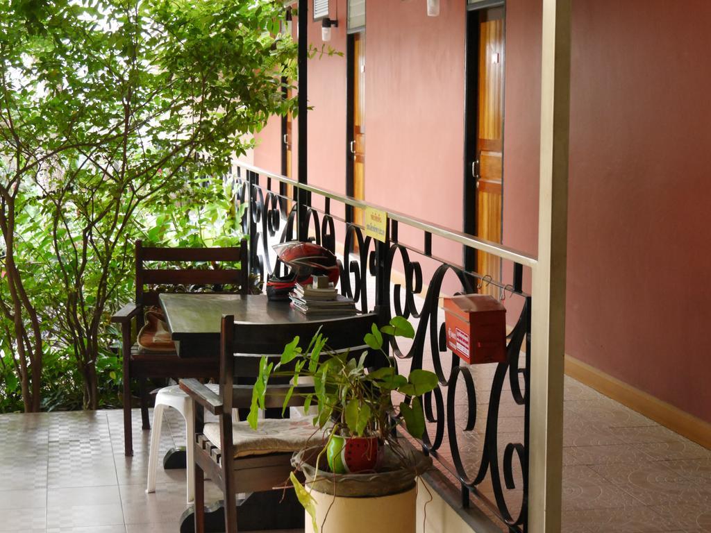 Pakdee House Hotell Udon Thani Eksteriør bilde